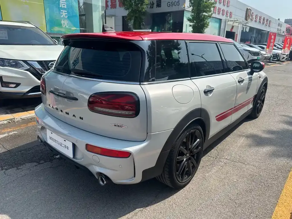 MINI Clubman JCW — фото 6