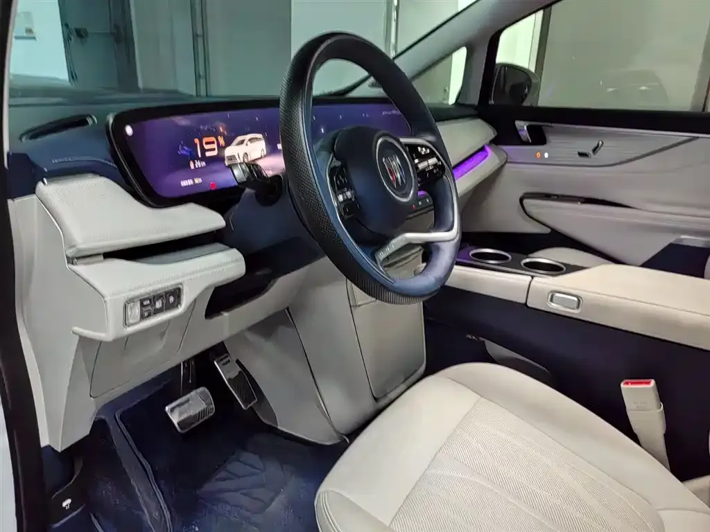 Buick GL8 Hybrid — фото 7