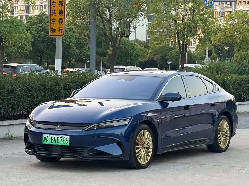 BYD Han — фото 1