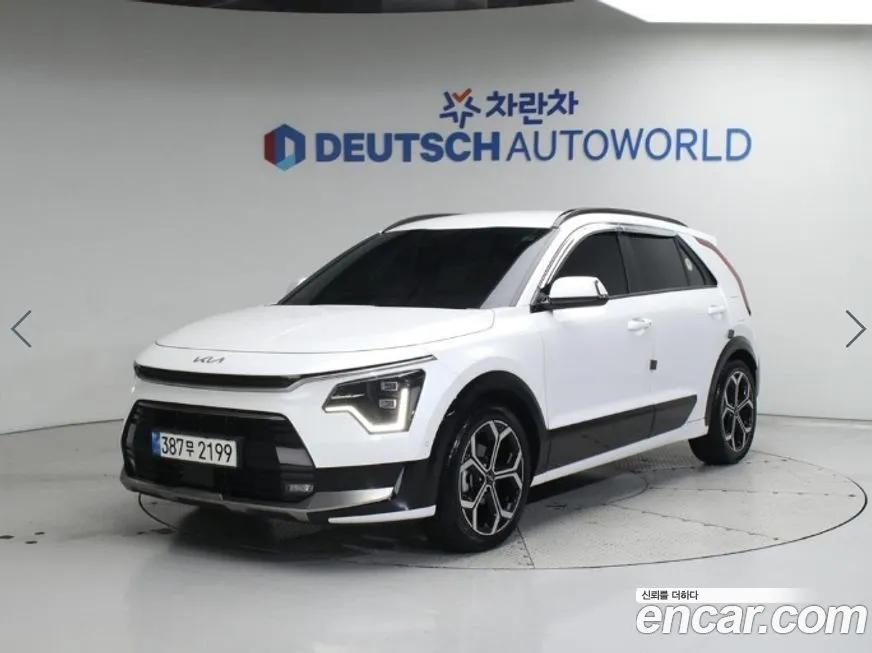 Kia Niro — фото 1