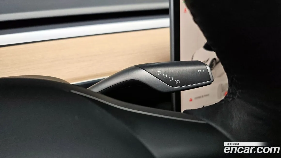 Tesla Model 3 — фото 9