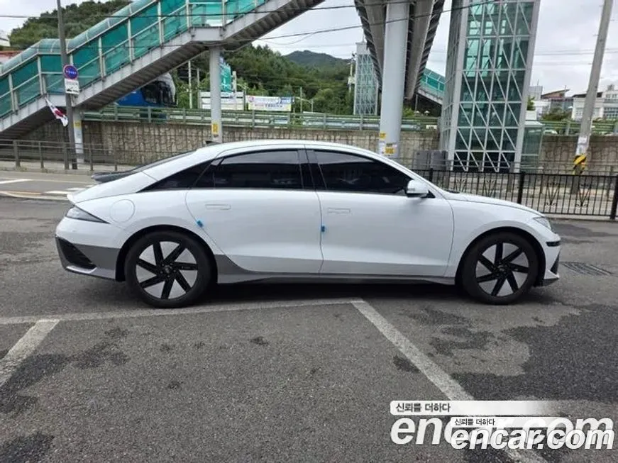 Hyundai Ioniq6 — фото 7