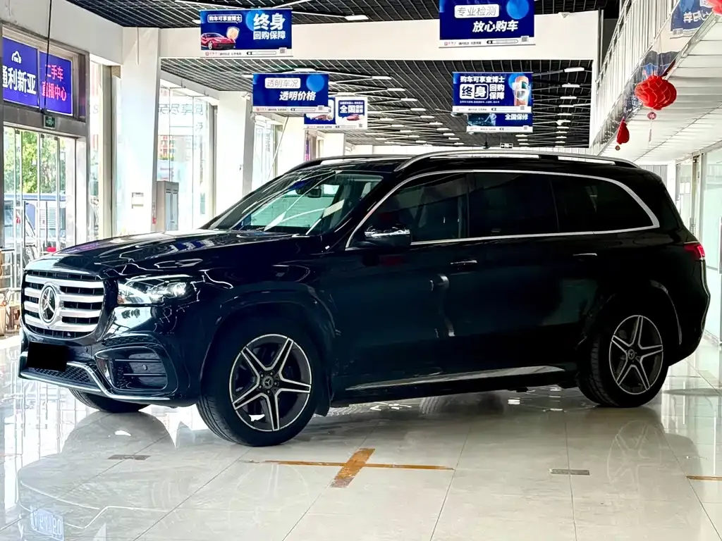 Mercedes-Benz GLS — фото 1