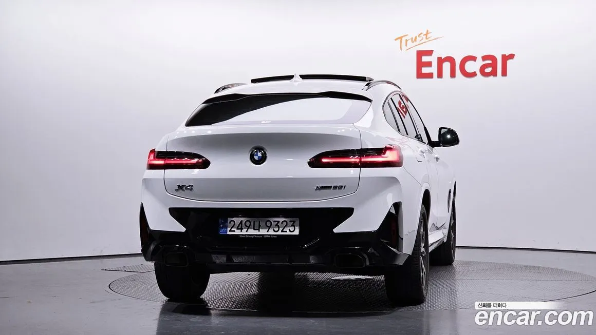 BMW X4 — фото 4