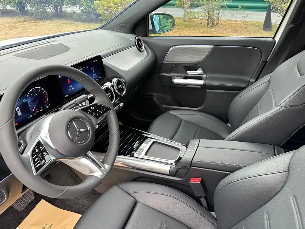 Mercedes-Benz GLA — фото 5