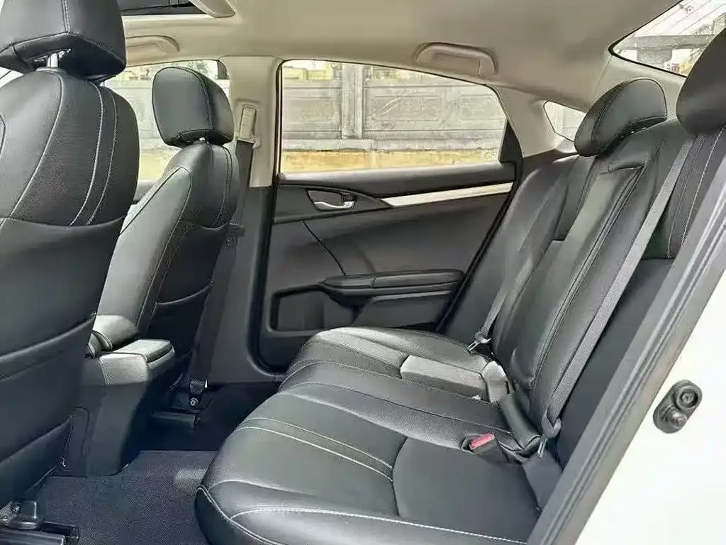 Honda Civic — фото 6