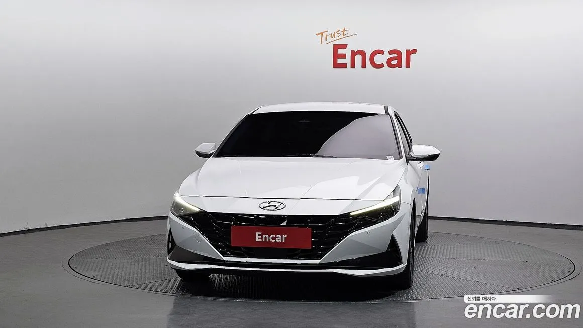 Hyundai AVANTE — фото 3