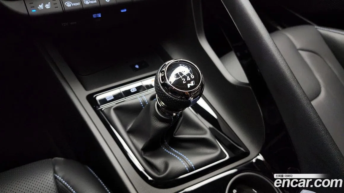 Hyundai AVANTE — фото 9