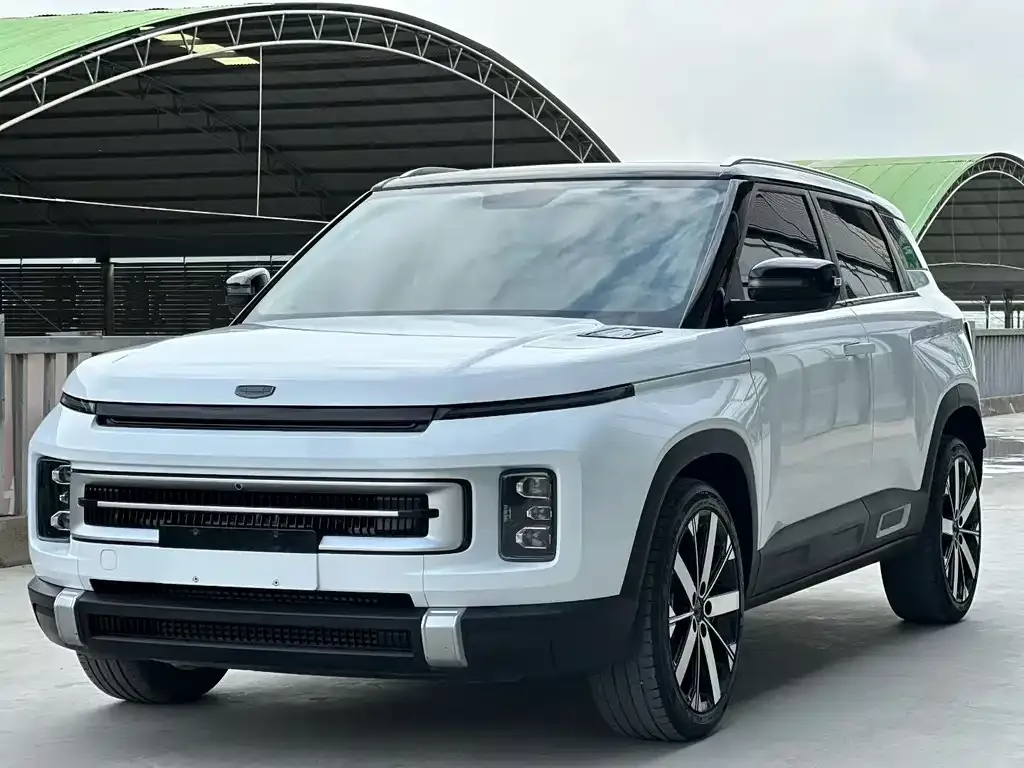 Geely Icon — фото 1