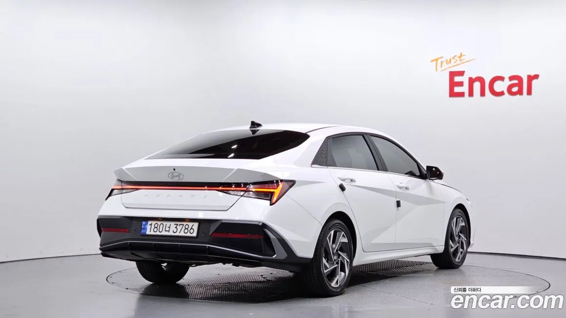Hyundai AVANTE — фото 2