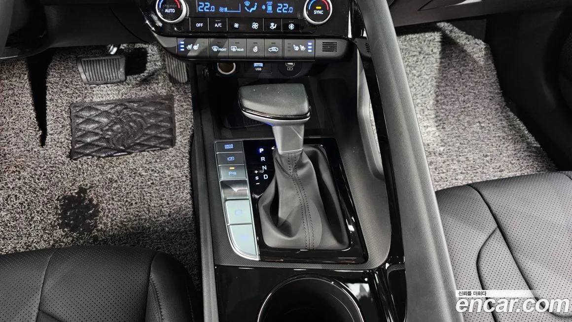 Hyundai AVANTE — фото 9