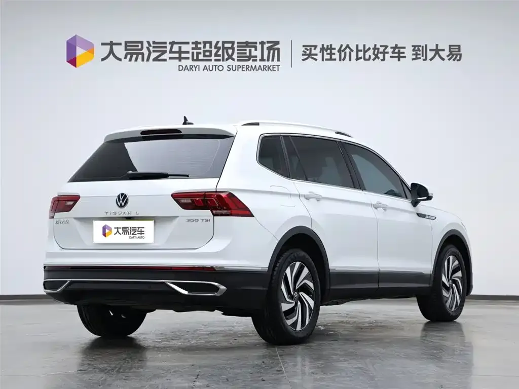 Volkswagen Tiguan L — фото 3