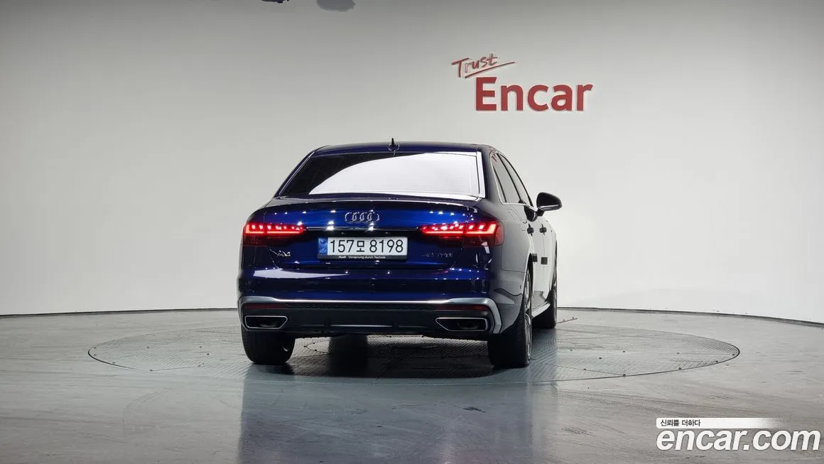 Audi A4 — фото 4