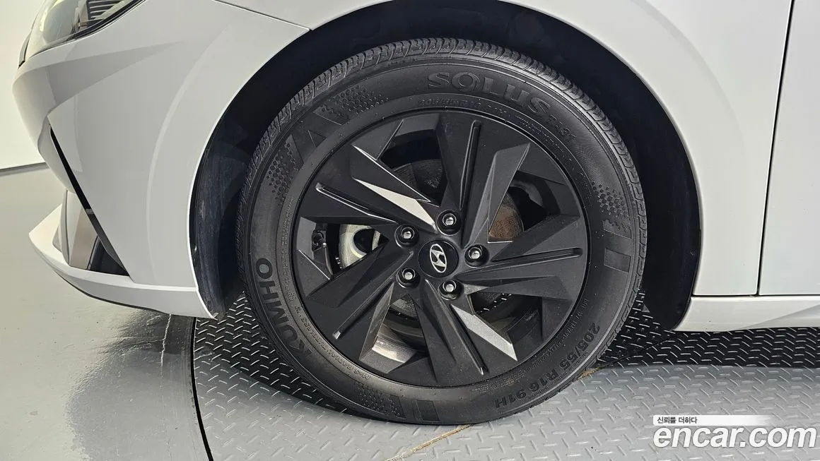 Hyundai AVANTE — фото 5