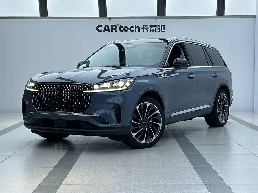 Lincoln Aviator — фото 1