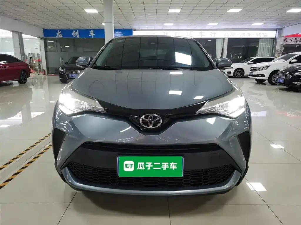 Toyota C-HR — фото 3