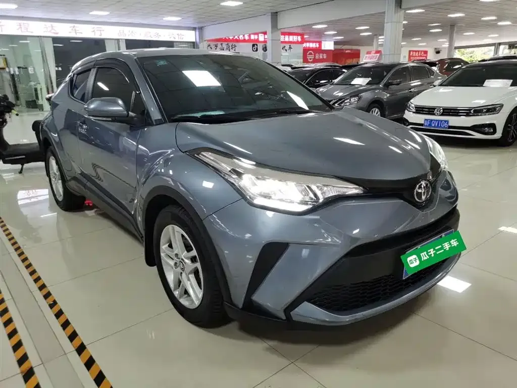 Toyota C-HR — фото 4