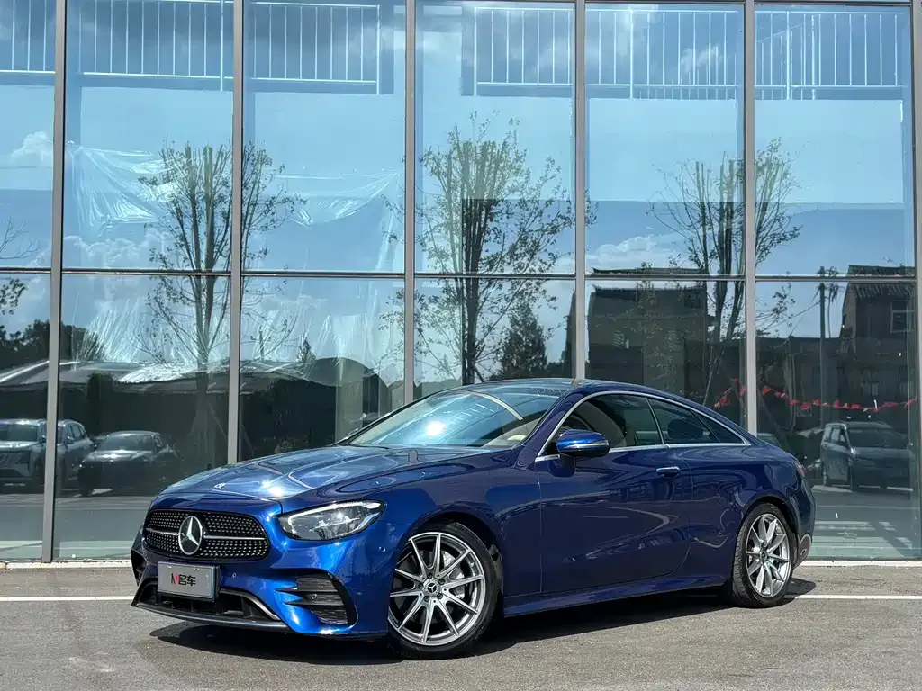 Mercedes-Benz E-Class (Import) — фото 1