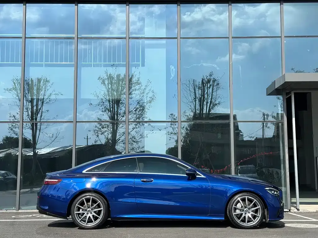 Mercedes-Benz E-Class (Import) — фото 3