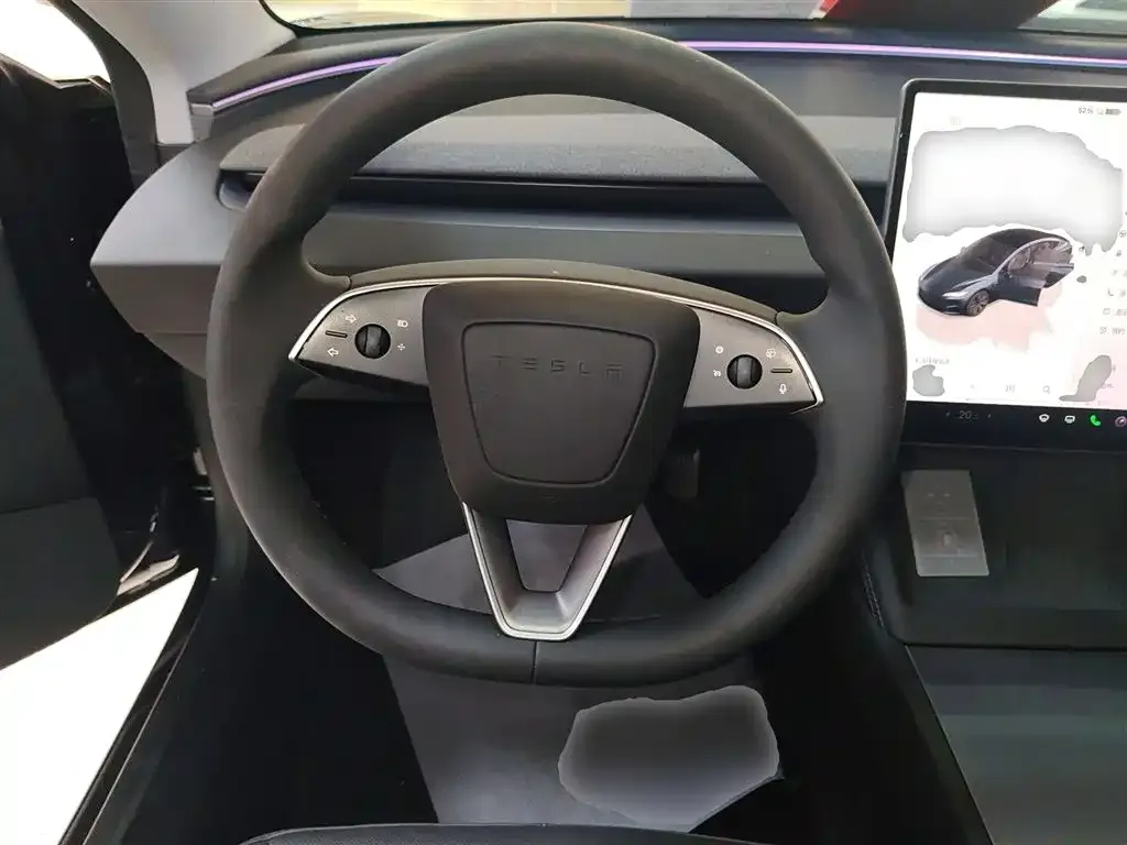 Tesla Model 3 — фото 3