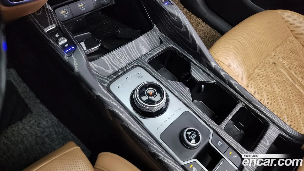 Kia Sorento — фото 9