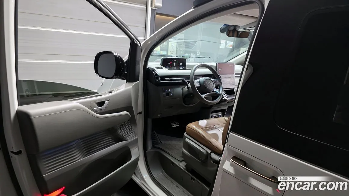 Hyundai Staria — фото 10