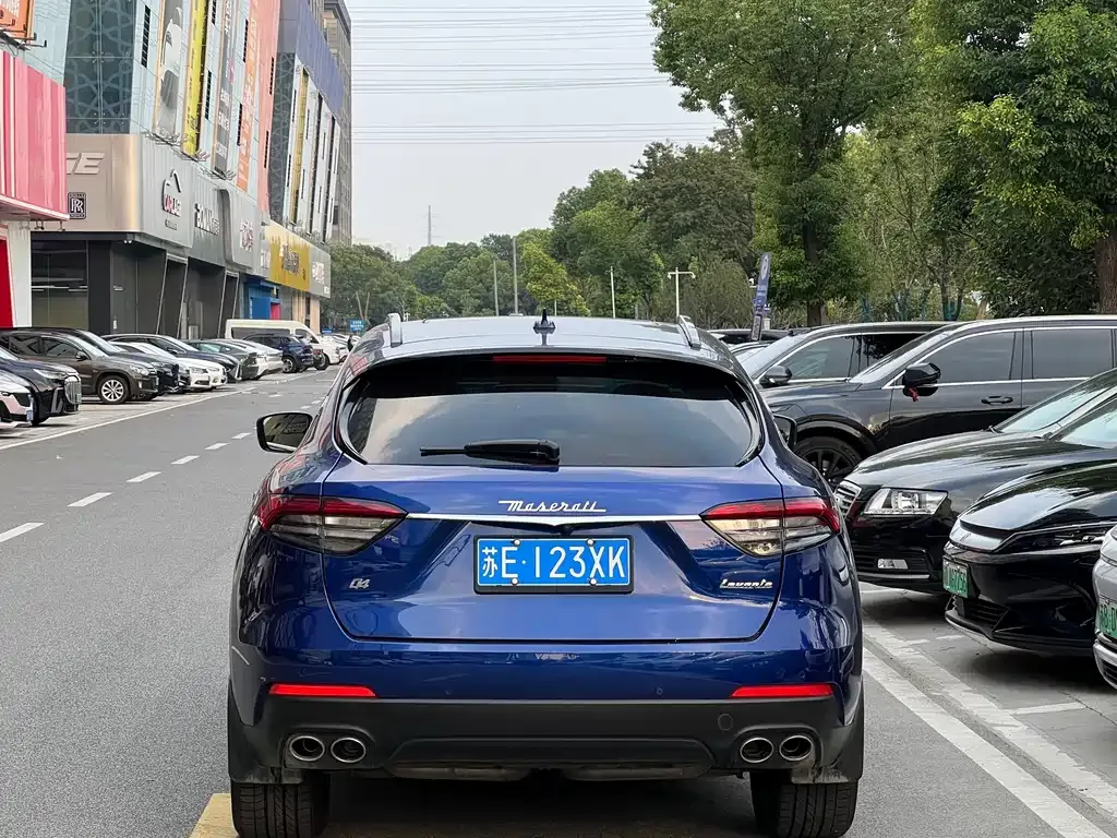 Maserati Levante — фото 6