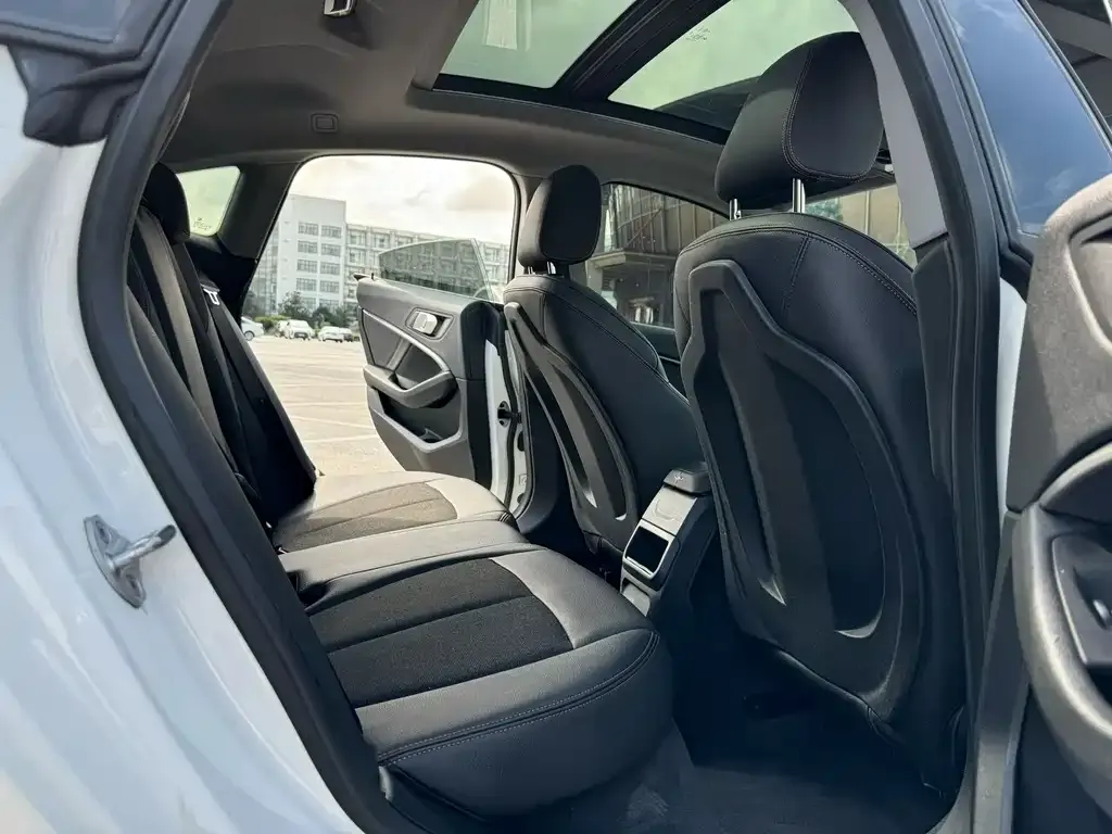 BMW 2 Series (Import) — фото 10