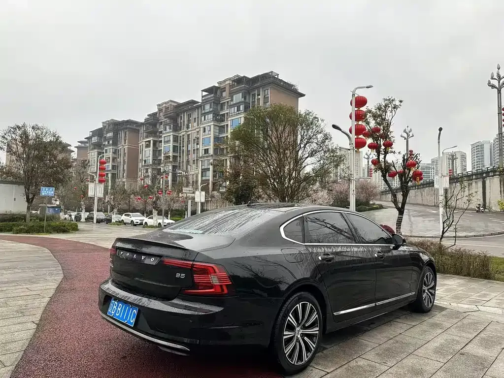 Volvo S90 — фото 9