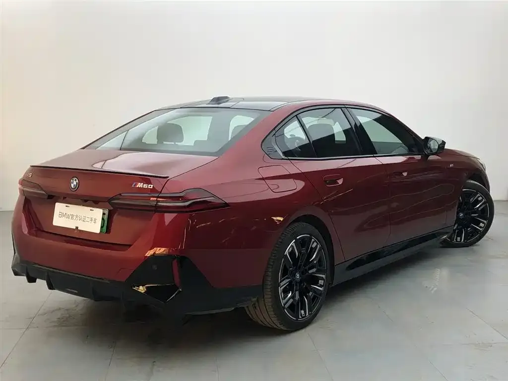 BMW i5 M60 — фото 4