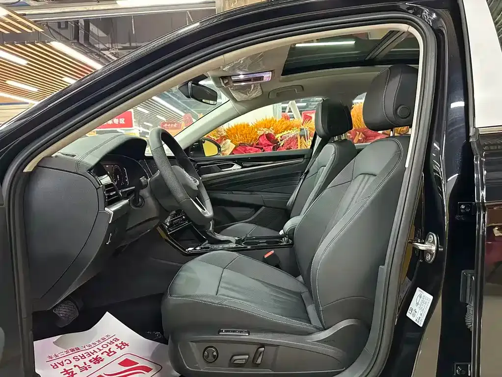 Volkswagen Passat — фото 5