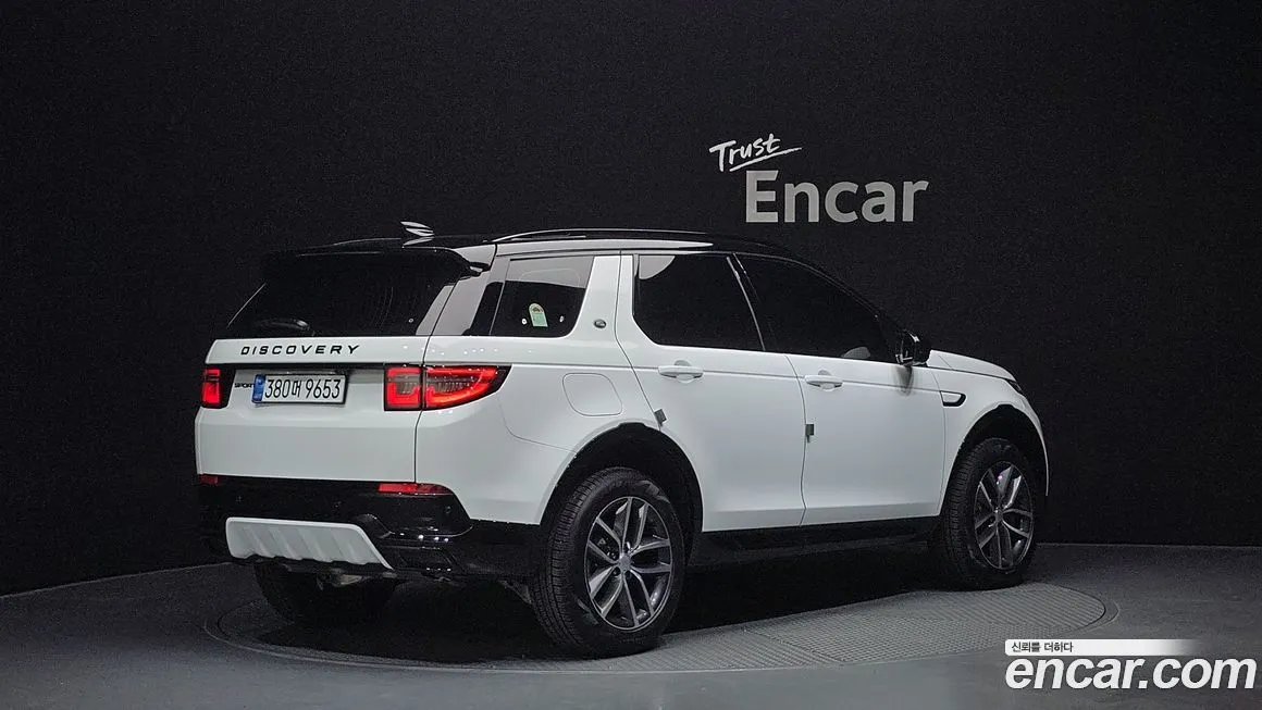 Land Rover Discovery Sport — фото 2