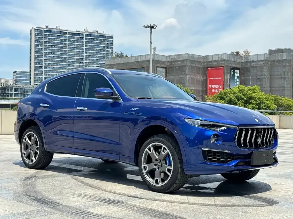 Maserati Levante — фото 3