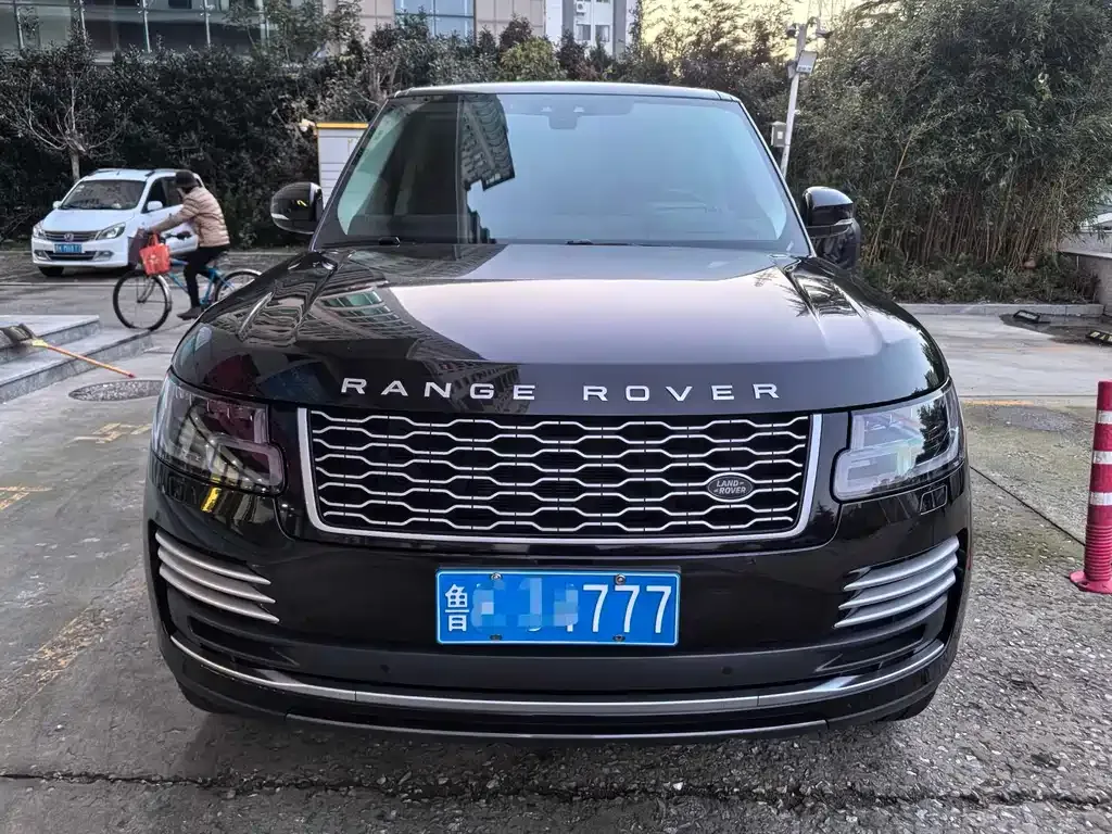 Land Rover Range Rover — фото 1