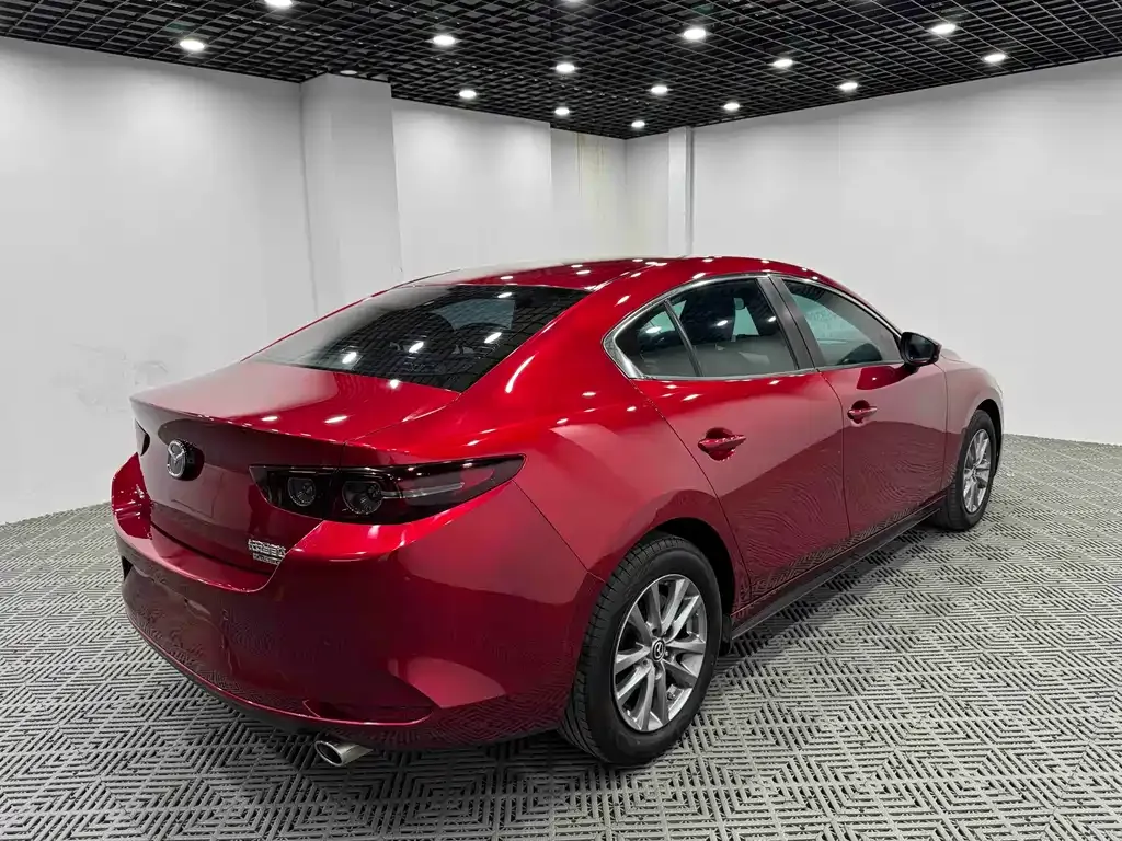 Mazda 3 Axela — фото 7