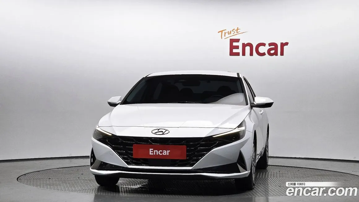 Hyundai AVANTE — фото 3
