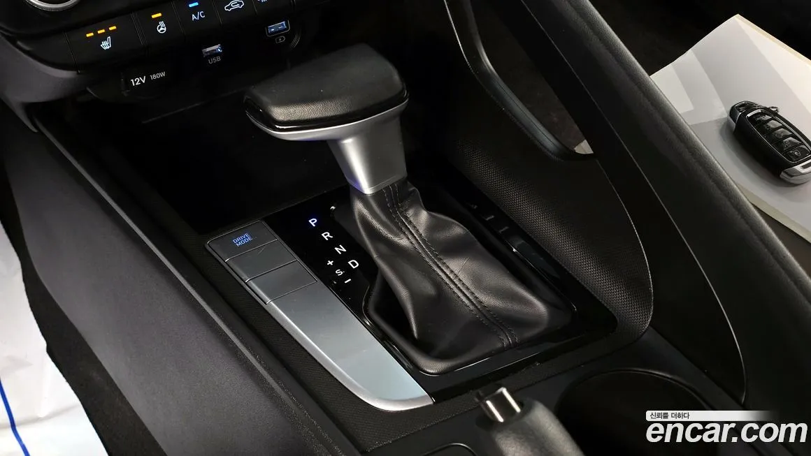 Hyundai AVANTE — фото 9