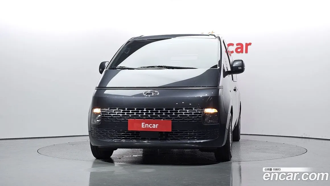 Hyundai Staria — фото 3