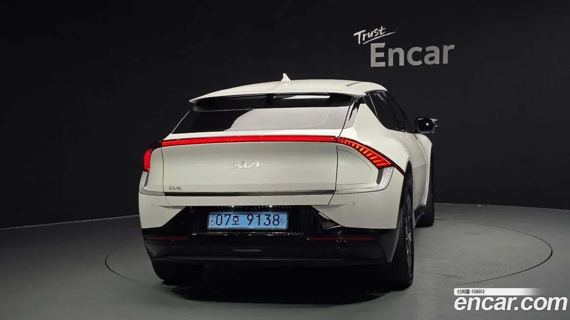 Kia EV6 — фото 4