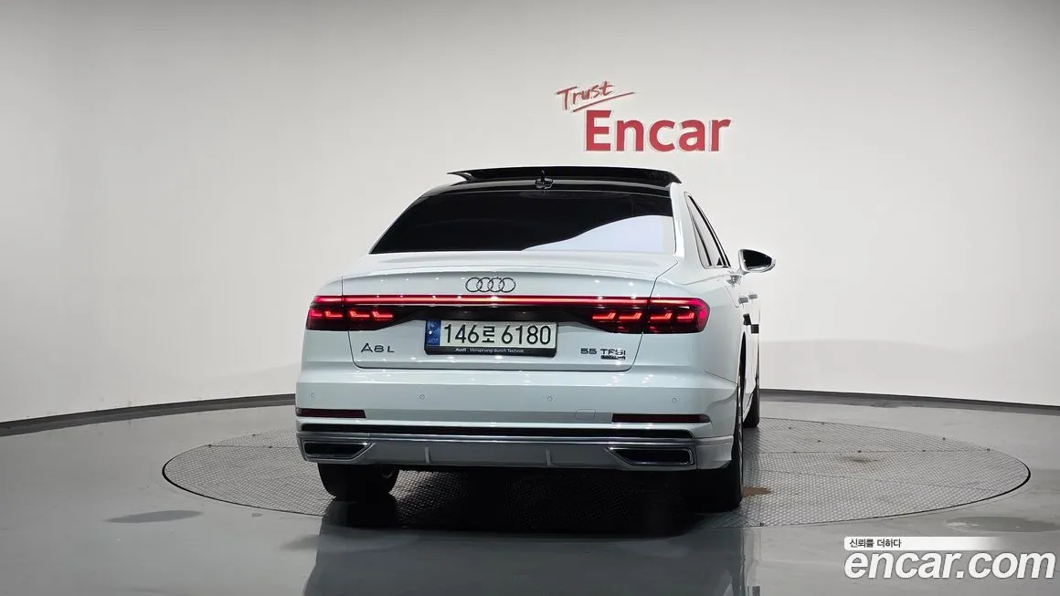 Audi A8 — фото 4
