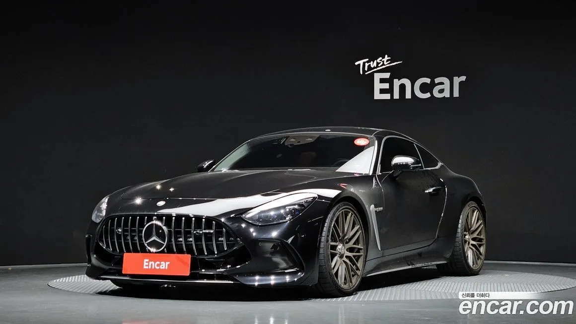 Mercedes-Benz AMG GT — фото 1