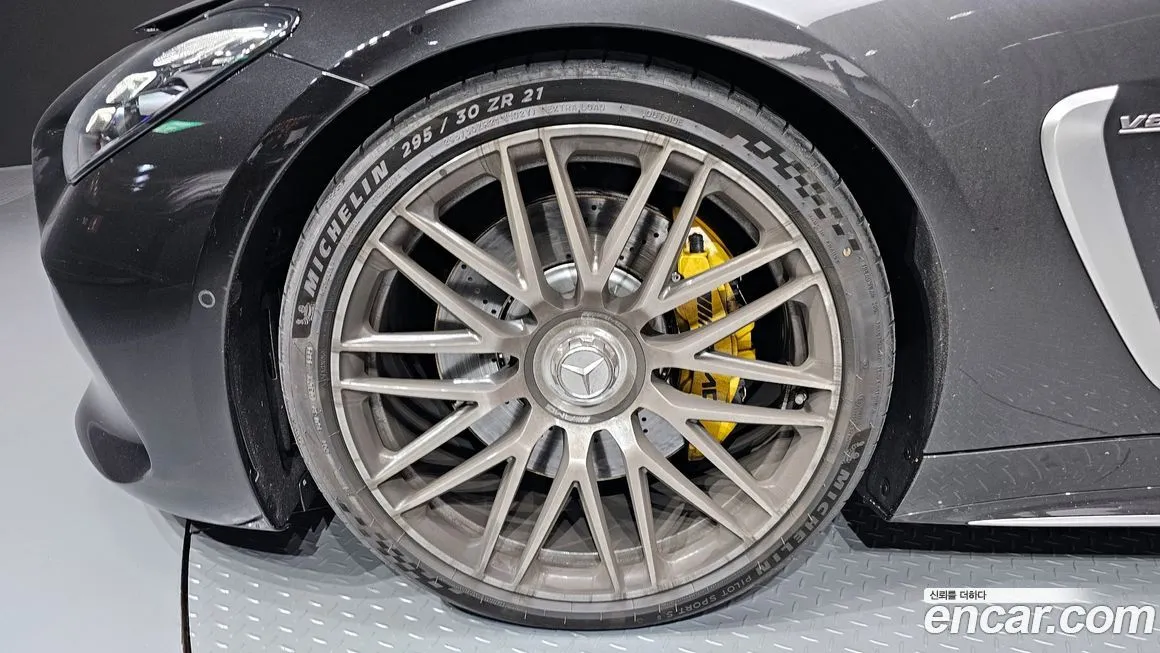 Mercedes-Benz AMG GT — фото 5