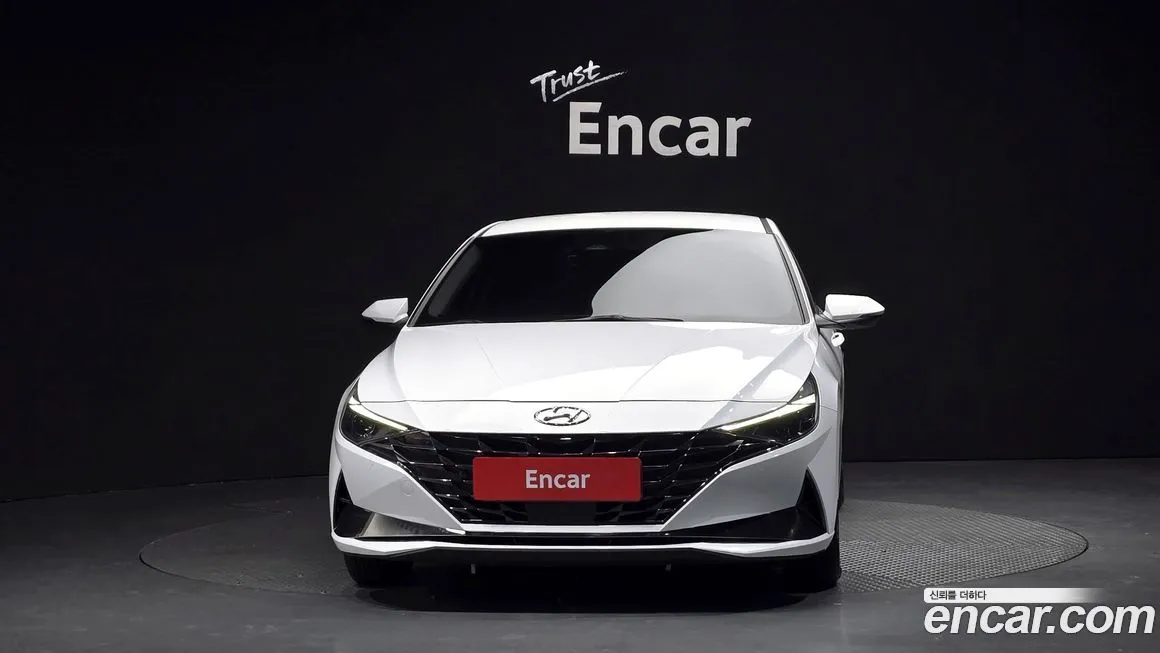 Hyundai AVANTE — фото 3