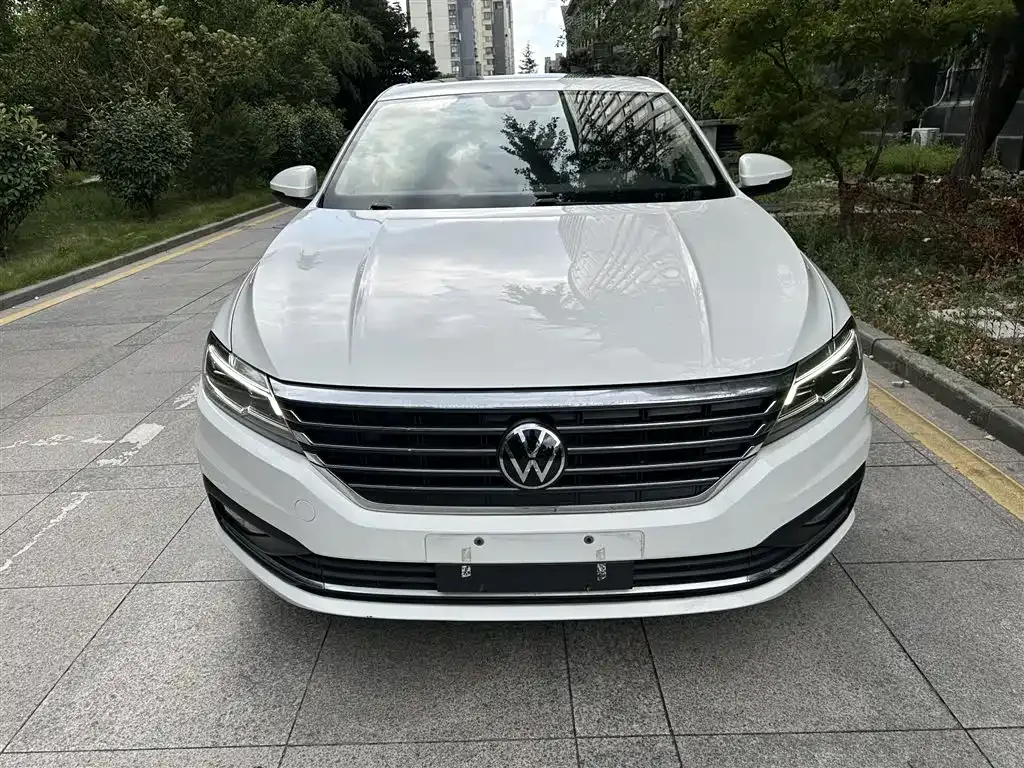 Volkswagen Lavida — фото 3