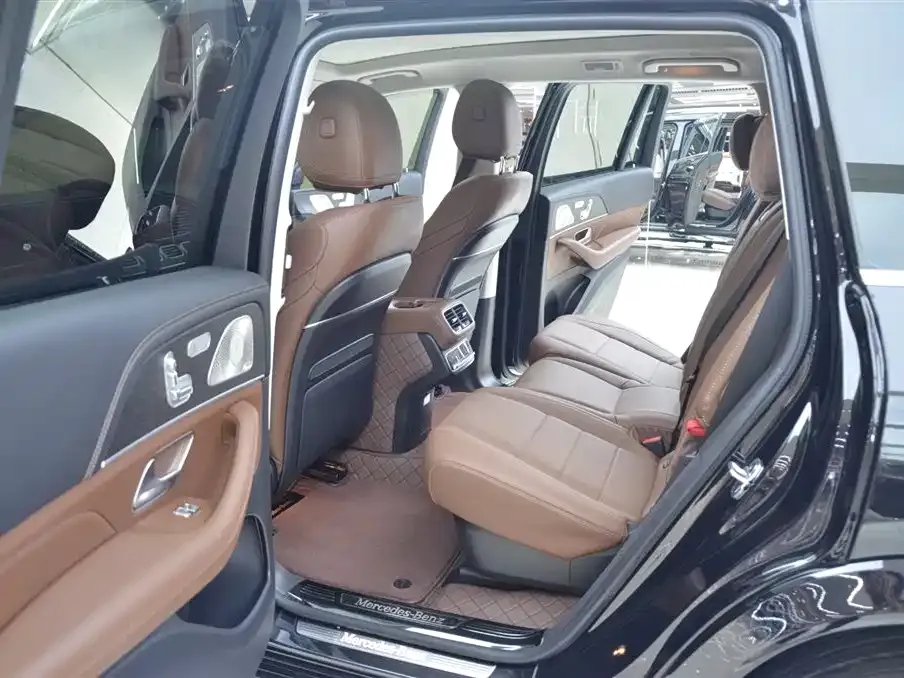 Mercedes-Benz GLS — фото 5