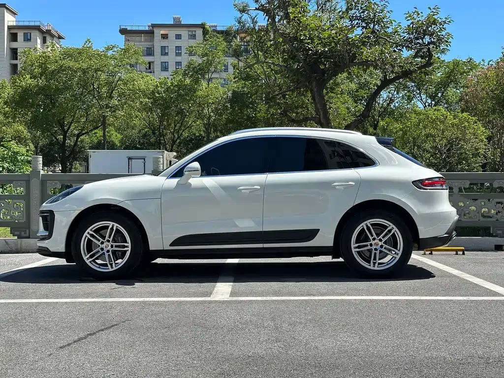 Porsche Macan — фото 4