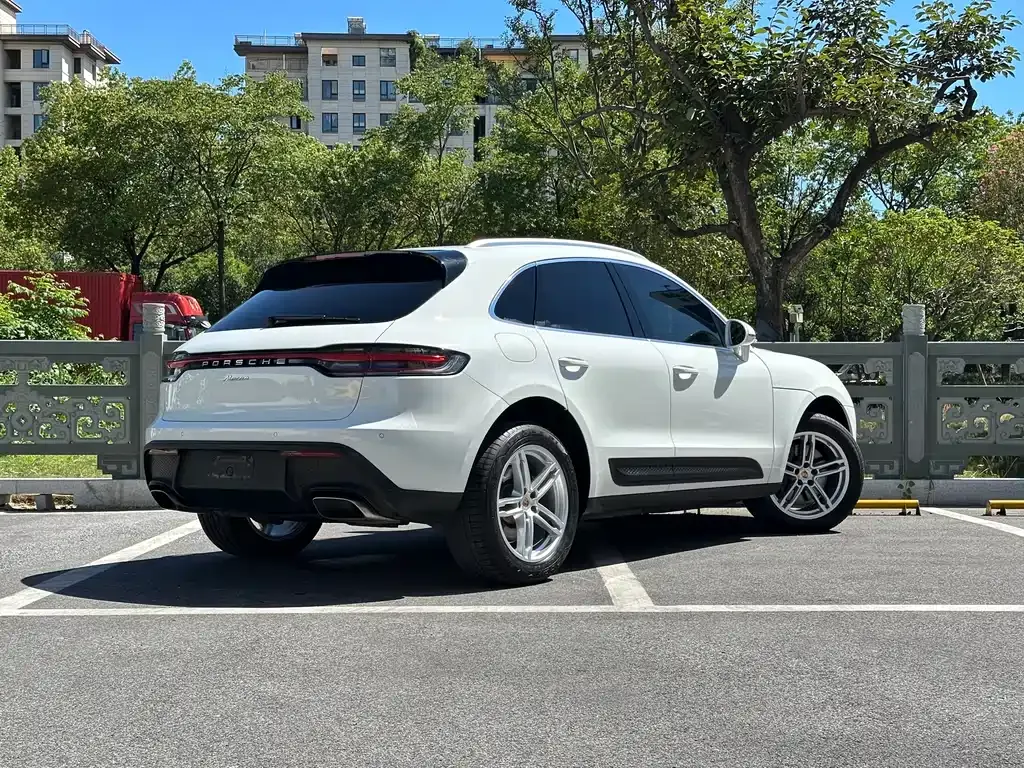 Porsche Macan — фото 5