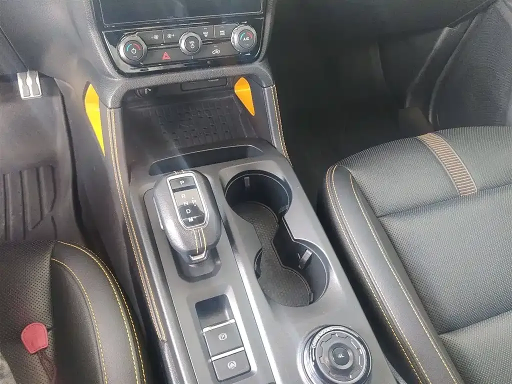 Ford Ranger — фото 10