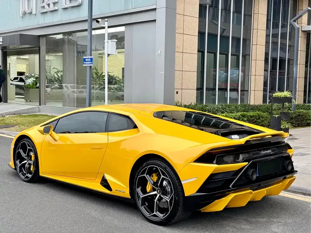 Lamborghini Huracan — фото 8