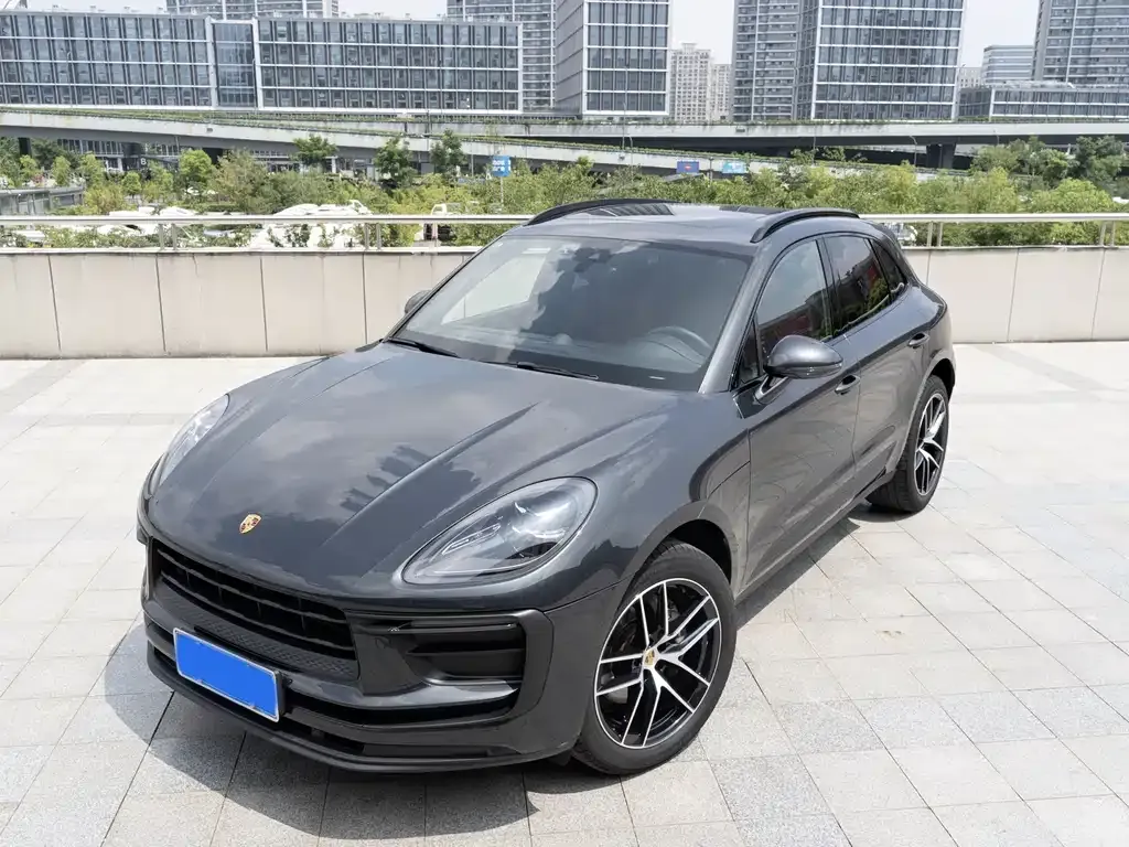 Porsche Macan — фото 1